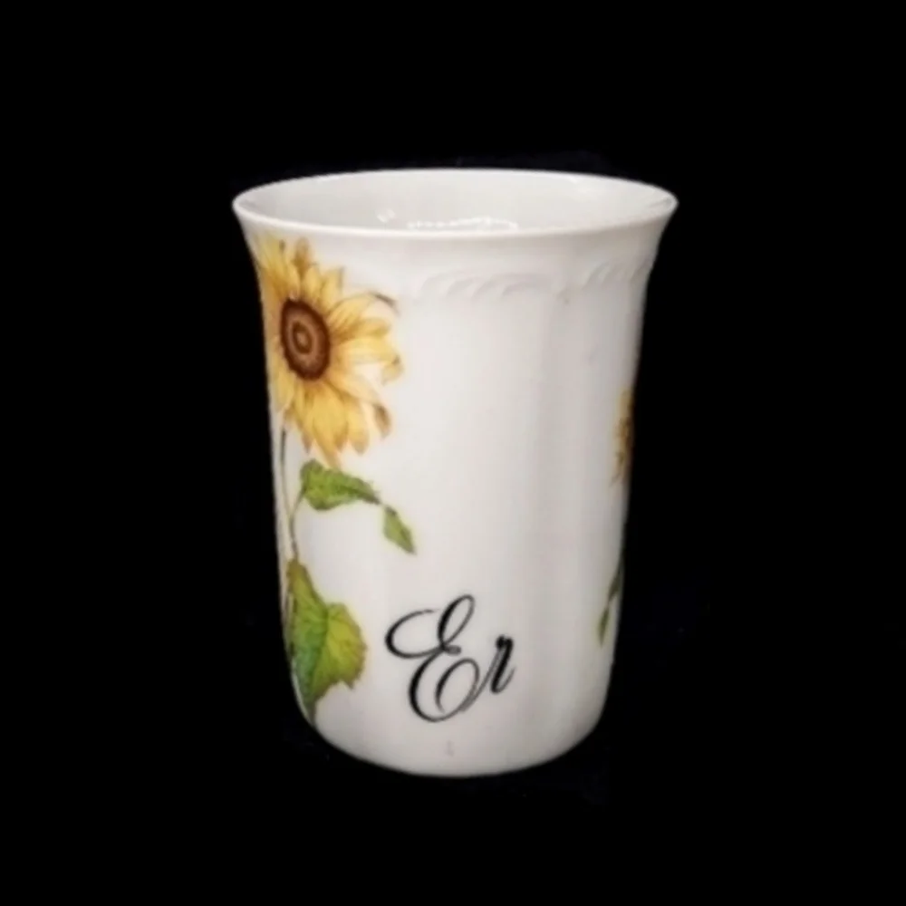 Vintage (1950's?) Wall Toothbrush/ soap & cup Royal porzellan Barvaria KPM